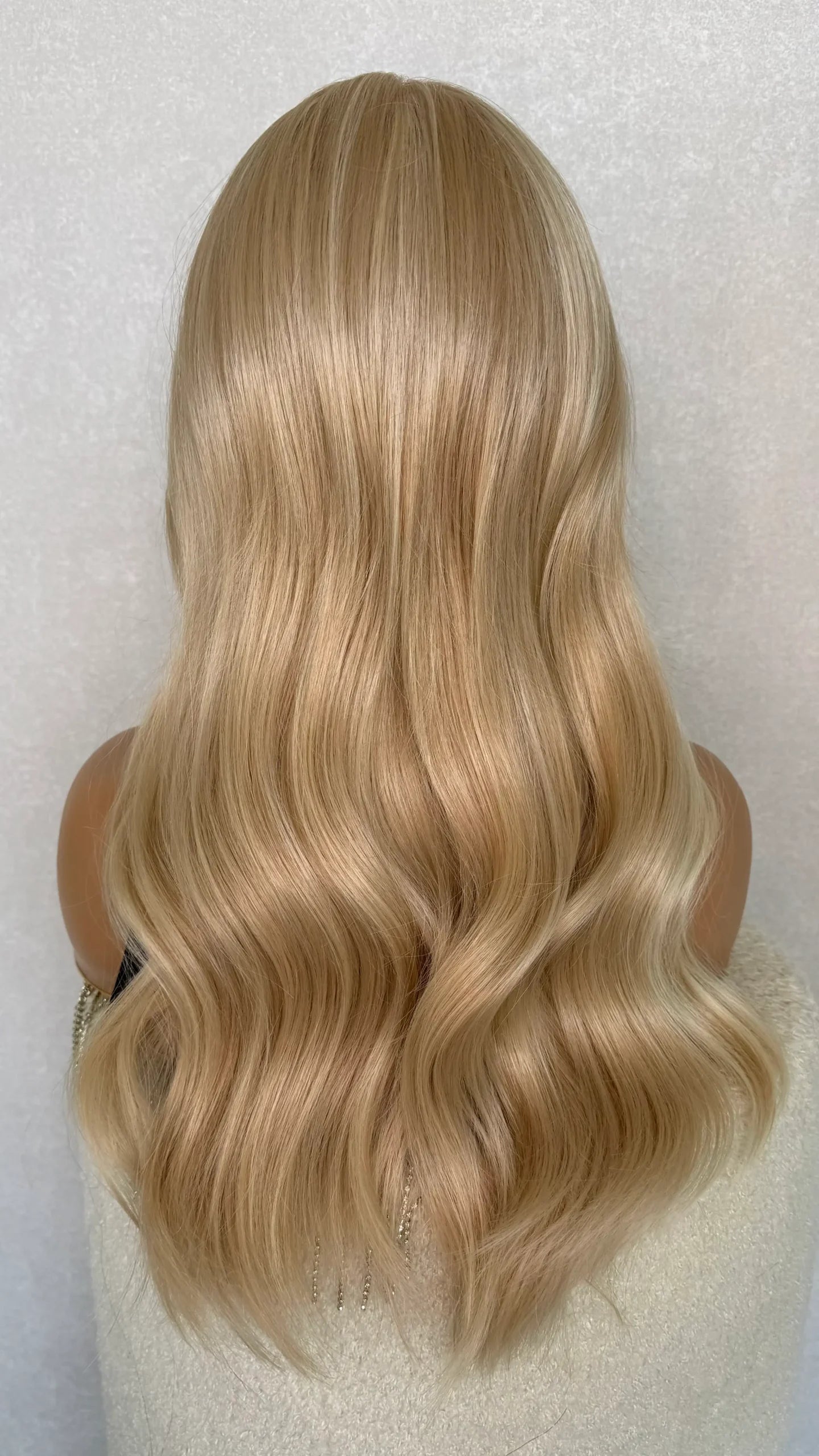 Bright Golden Blonde Lacefront Synthetic Wig – Aurora