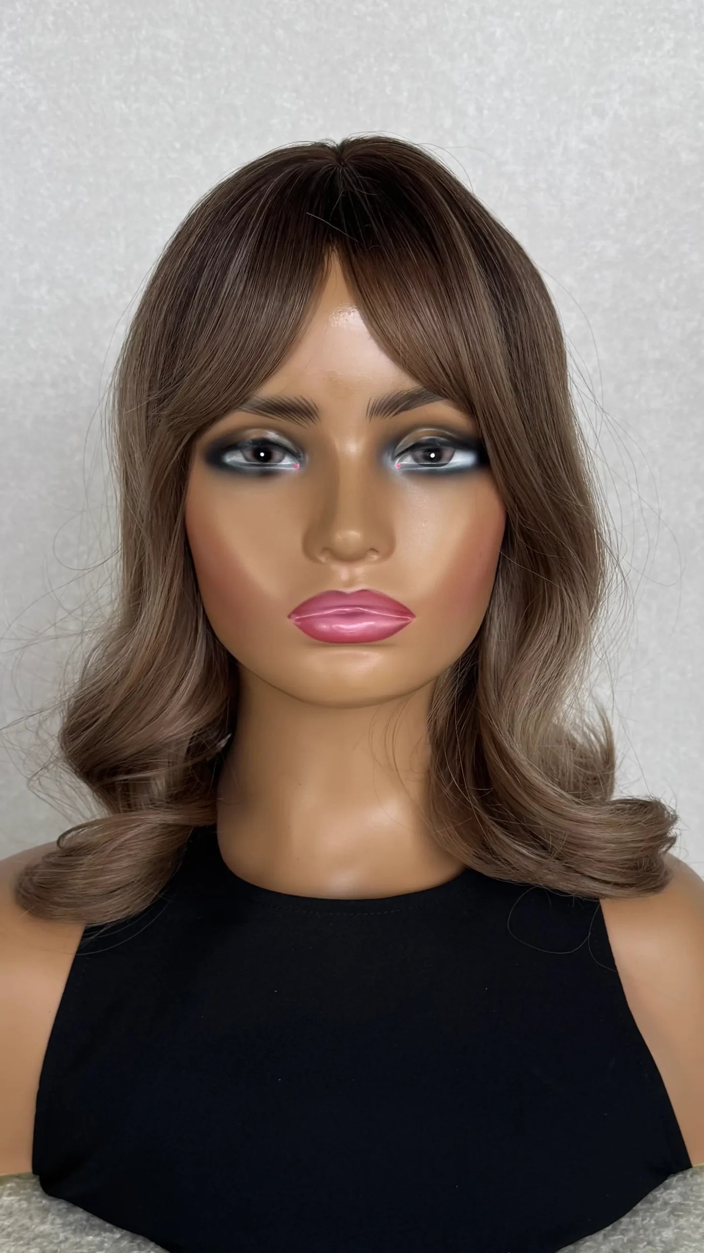 Champagne Brunette Fringe Synthetic Wig – A Glass of Champagne