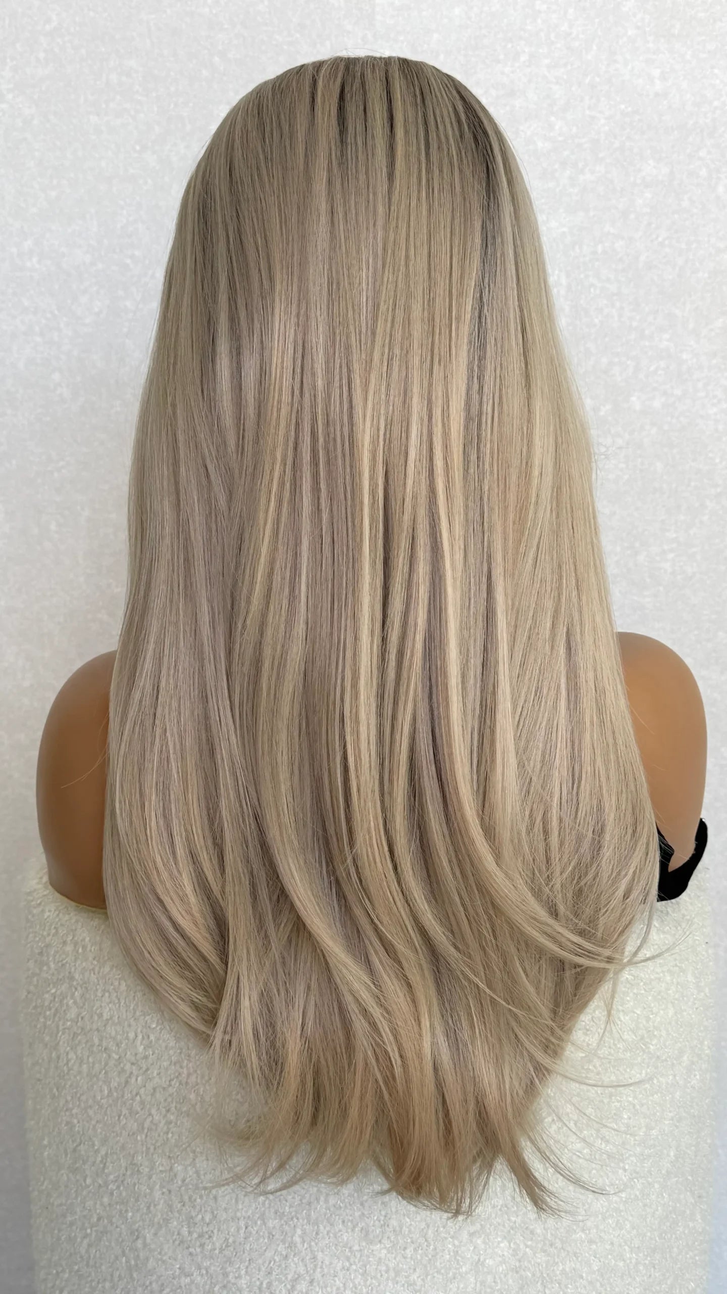 Lace Front Clean Blonde with Dark Root Synthetic – Stardust